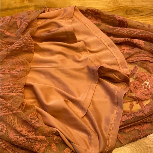 Honey Punch maxi romper blush dusty pink - Picture 8 of 10